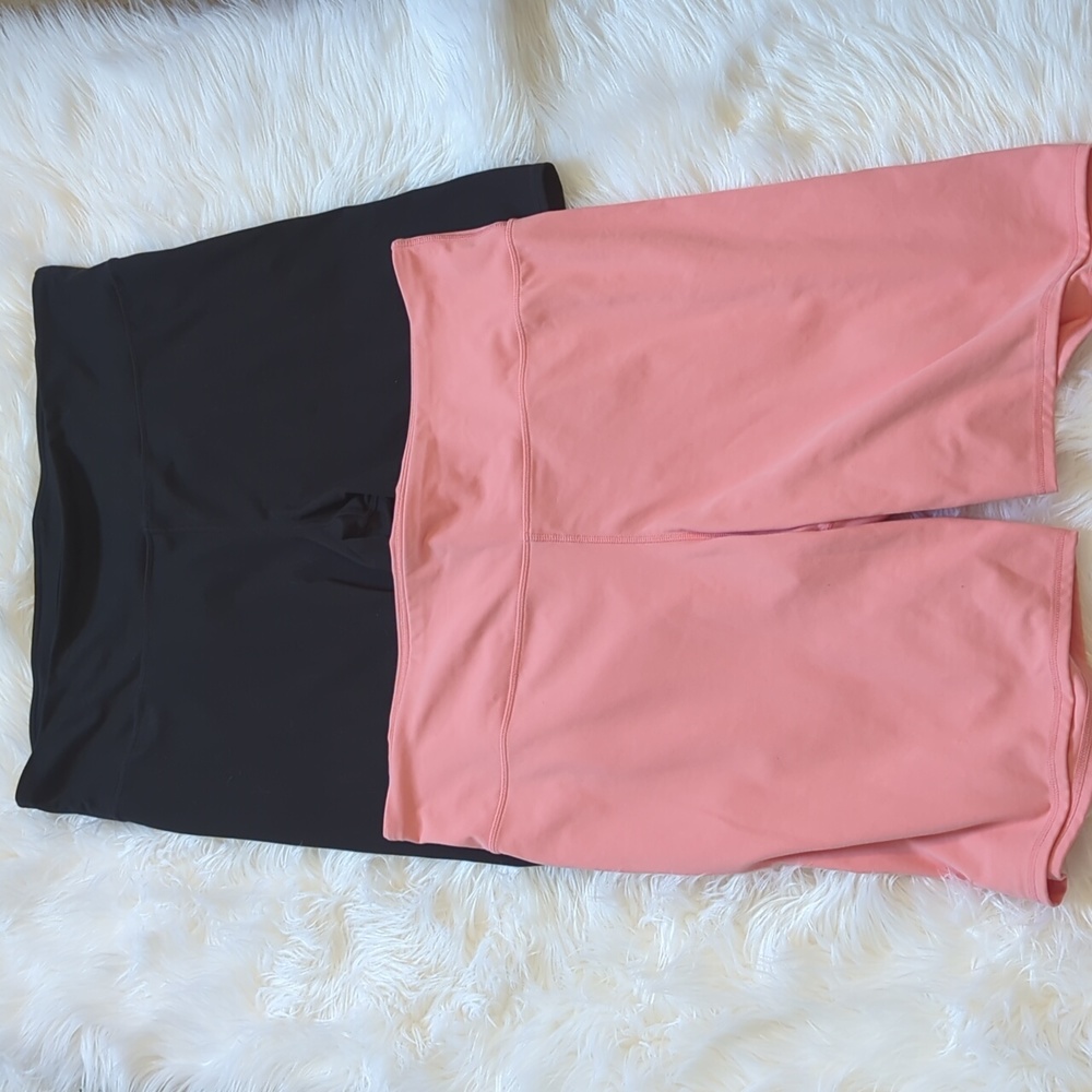 GUC 2-pack Gap Sky High Studio Shorts